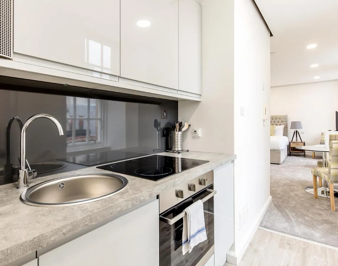Refurbished Studio Next To The Royal Mile Apartment Edinburgh