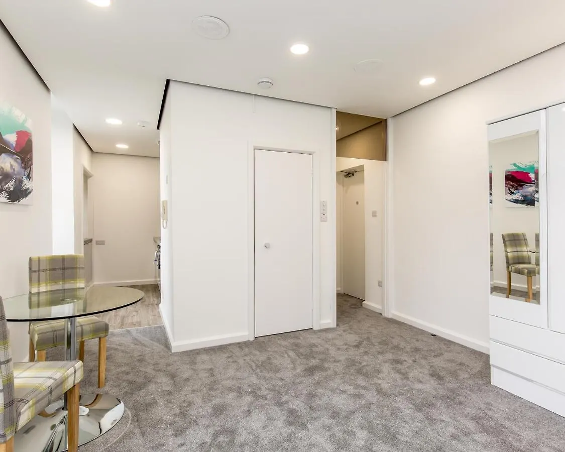 Refurbished Studio Next To The Royal Mile Apartment Edinburgh United Kingdom